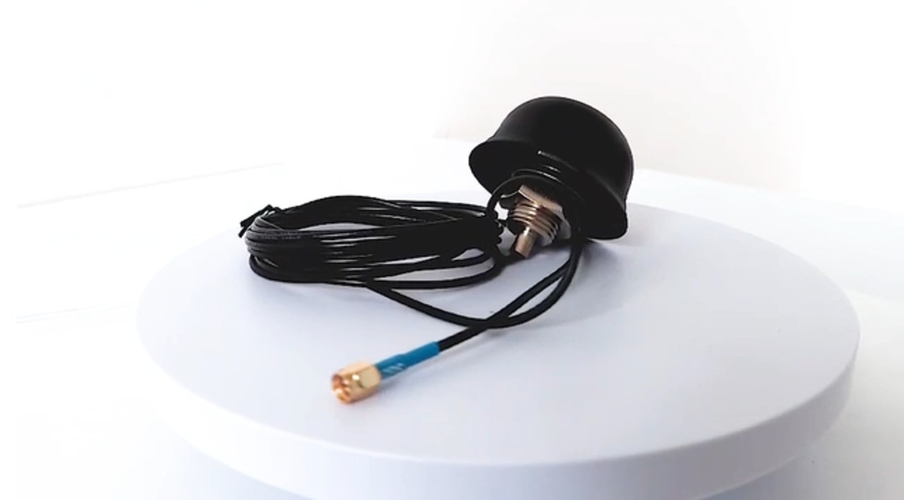 The Rotation Table Video of AN_GPS_A601 showing appearance and connectors