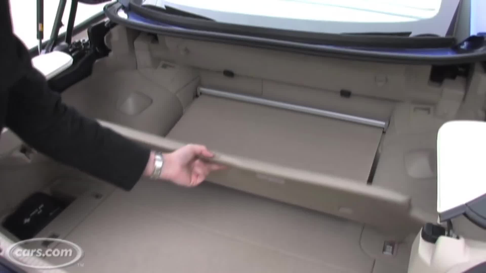2010 Lexus IS250C vs. 2009 Infiniti G37