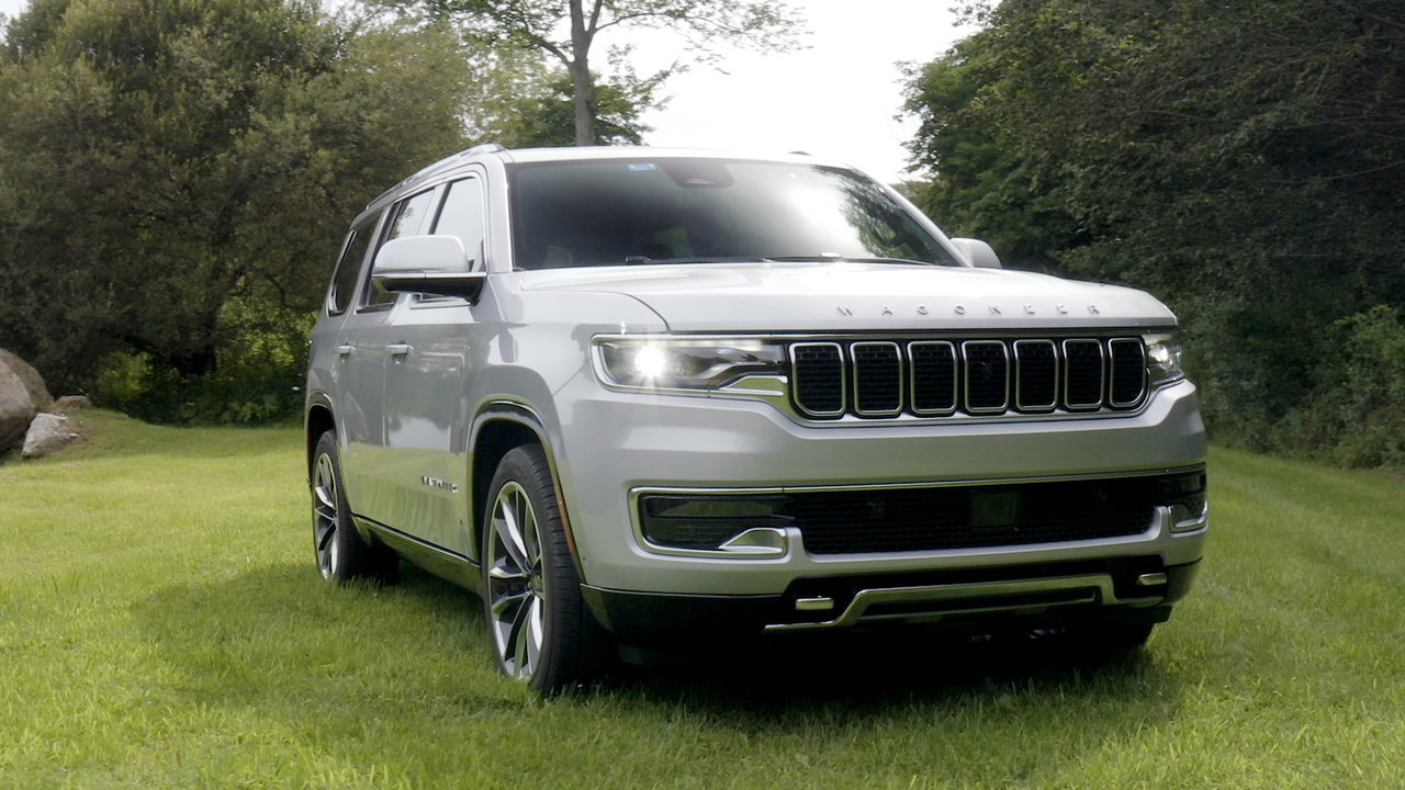 Jeep Lineup Latest Models Discontinued Models Cars Com Jeep Lineup Latest Models Discontinued Models Cars Com