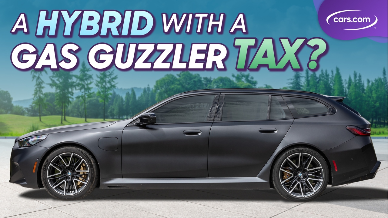 2025 BMW M5 Touring Is a Hybrid With Hidden Costs