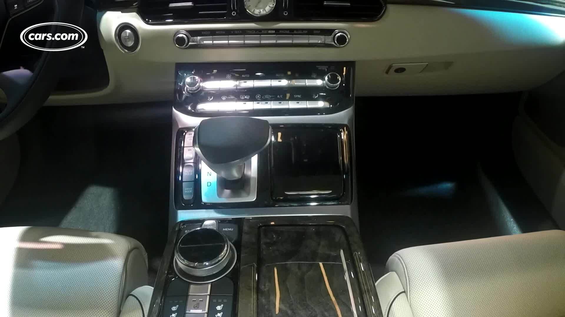 2017 Genesis G90 - First Look