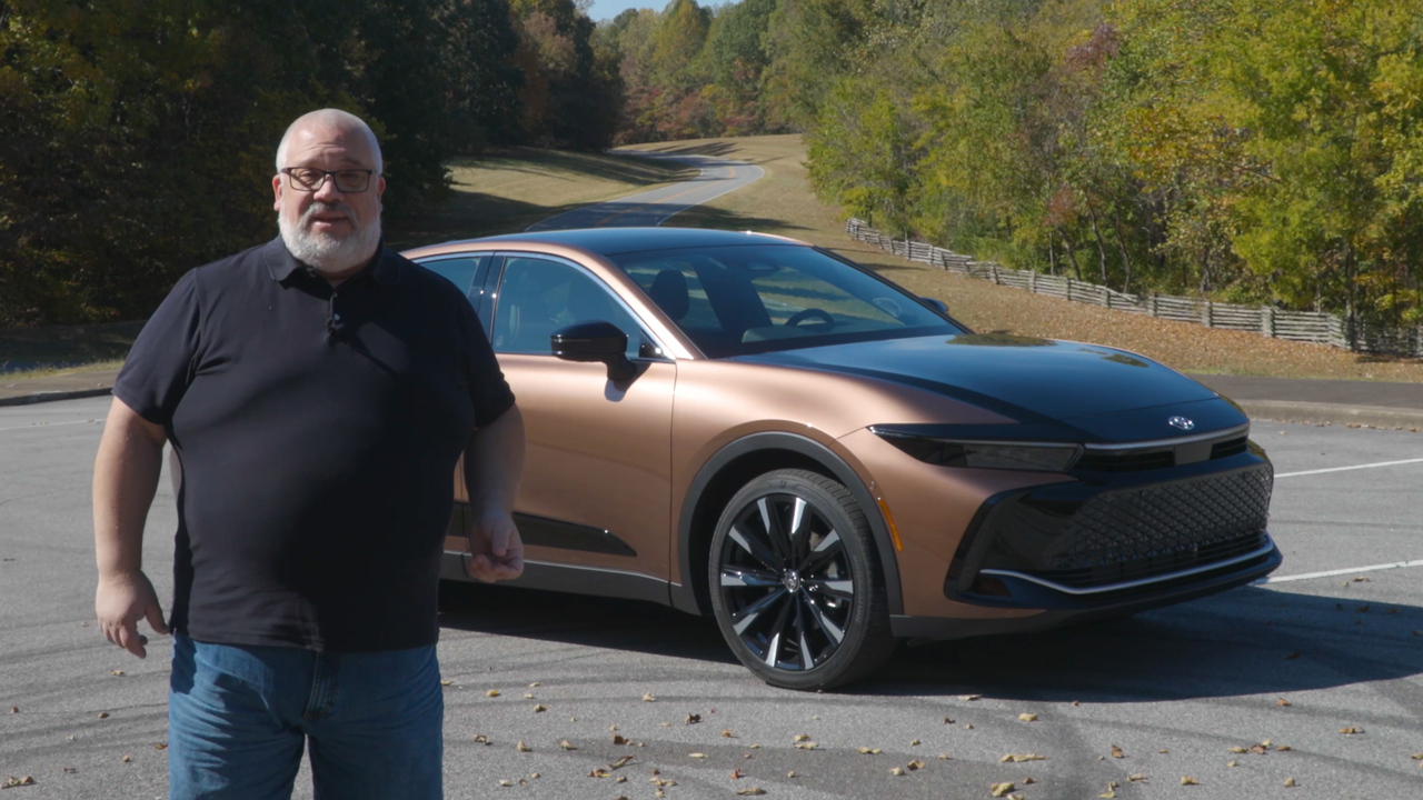 2023 Toyota Crown: Review — Cars.com
