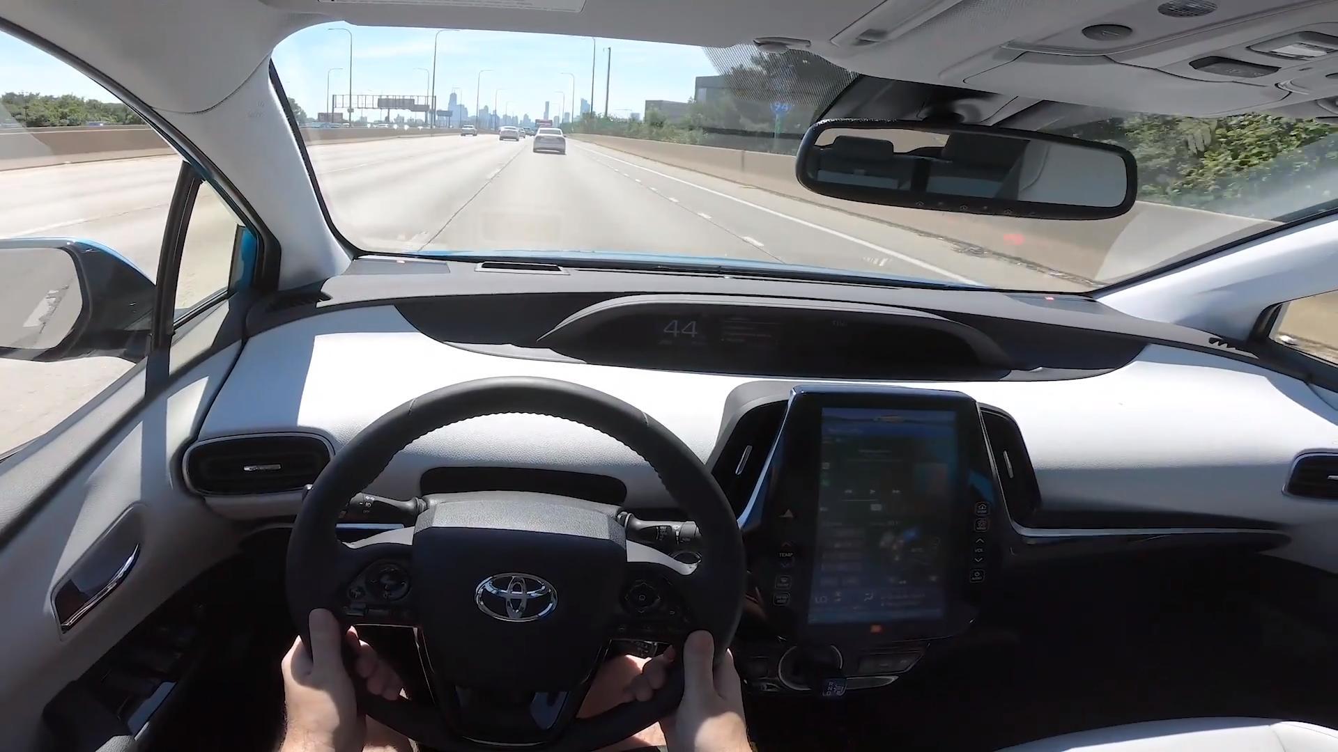2020 Toyota Prius Prime Limited: Virtual Test Drive — Cars.com