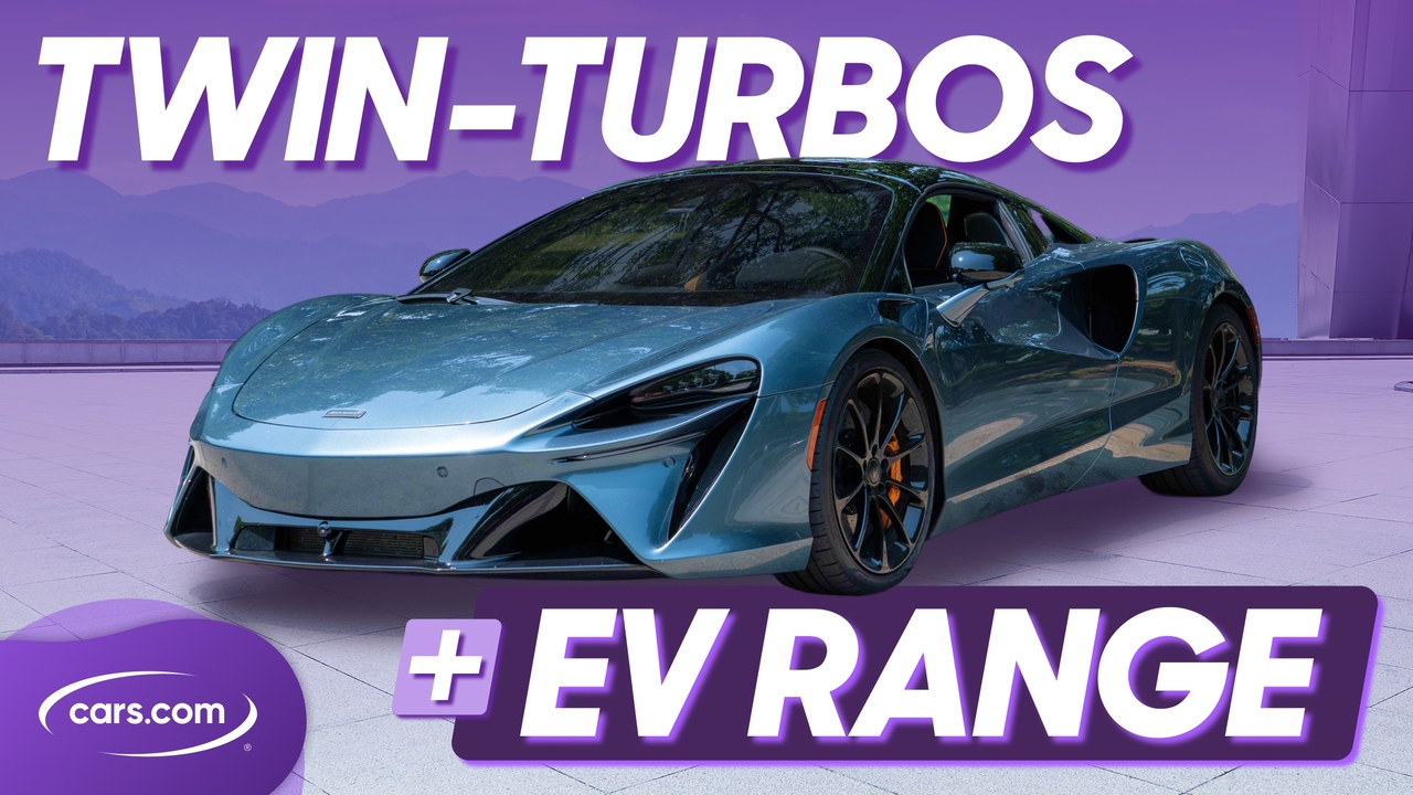Should Supercars Like the McLaren Artura Be Plug-in Hybrids?