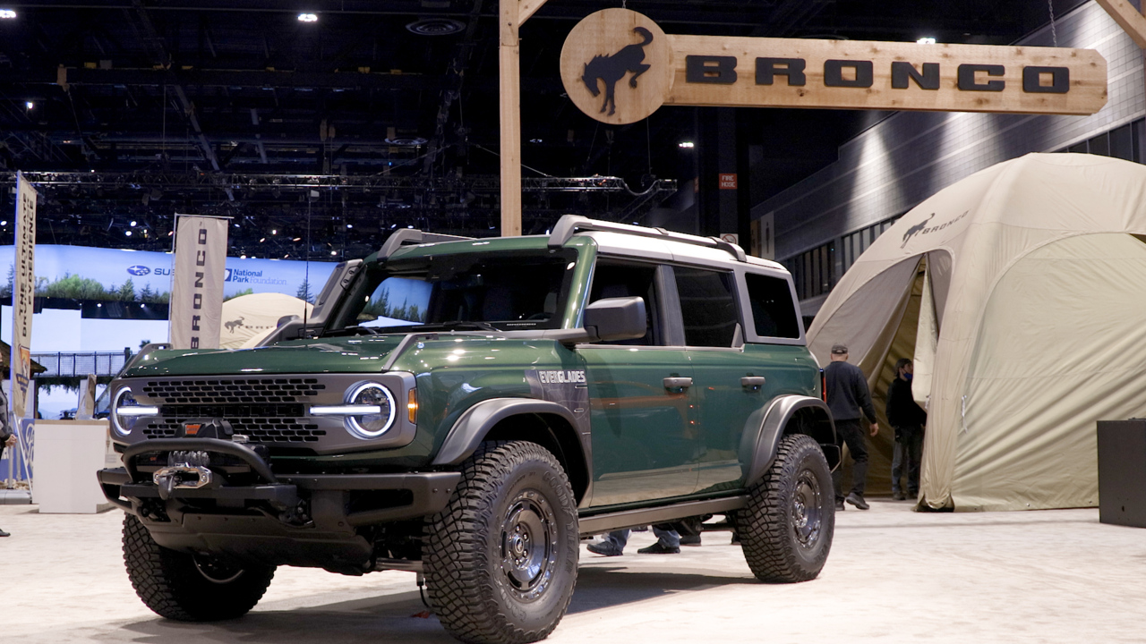 Up Close With the 2022 Ford Bronco Everglades