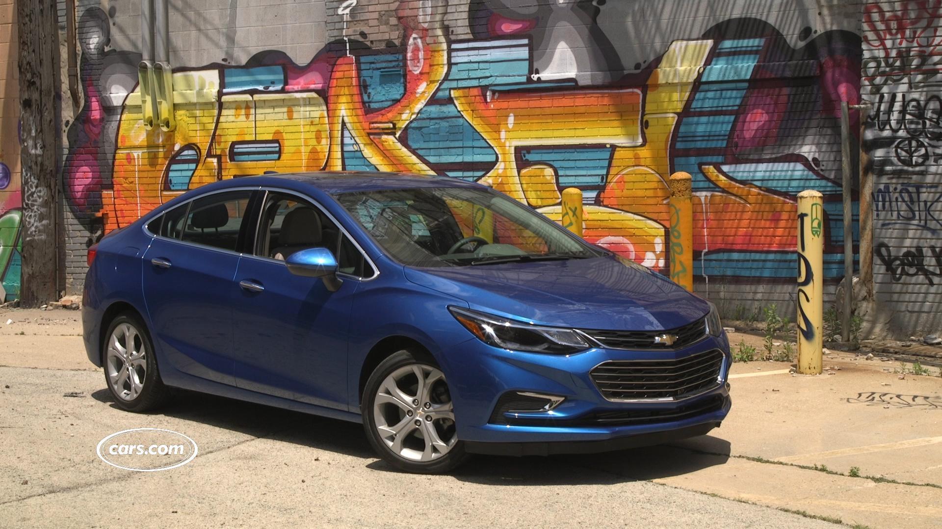 New Chevrolet Cruze review, test drive and video - Introduction