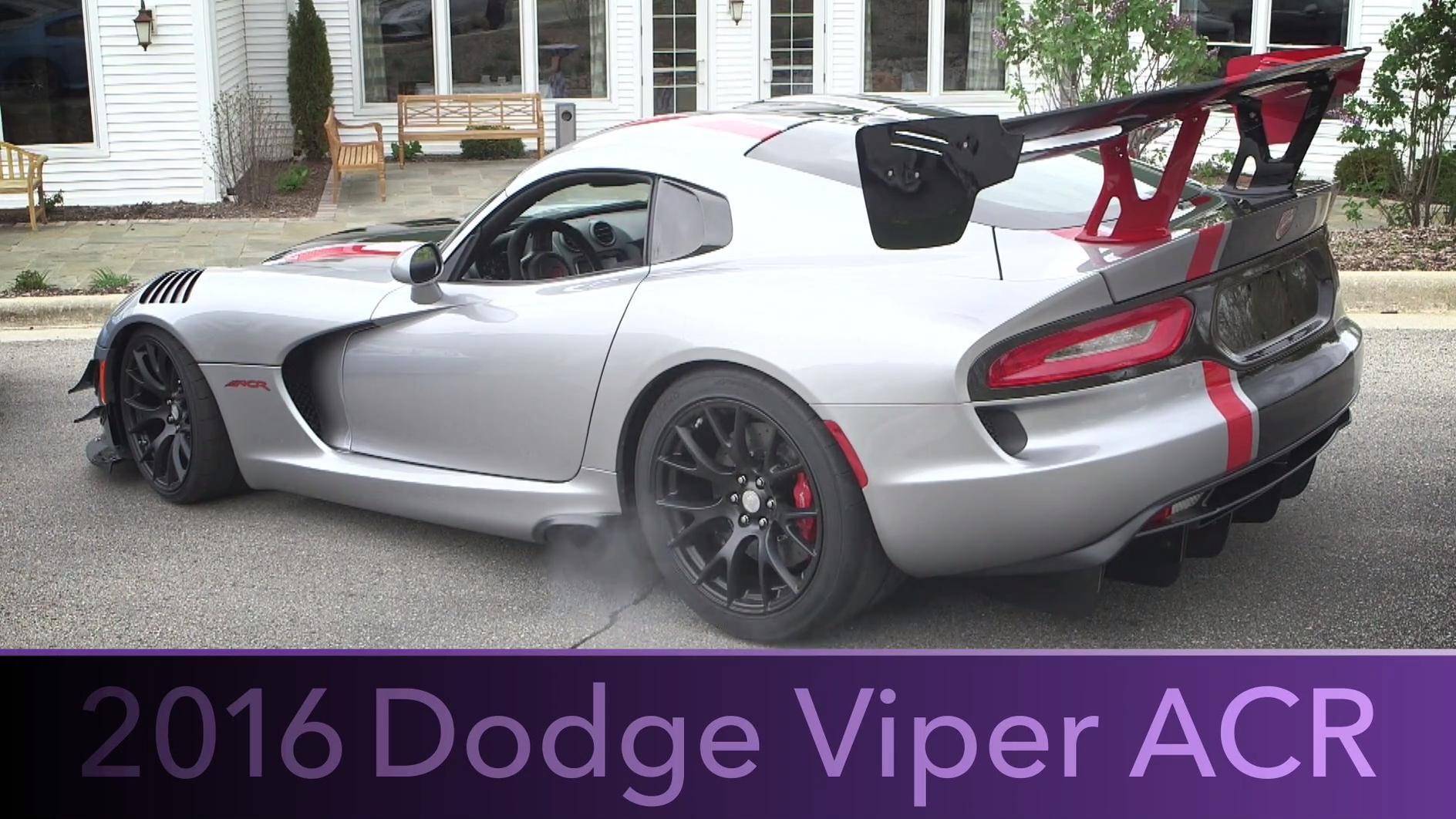 2016 Dodge Viper ACR Fires Up