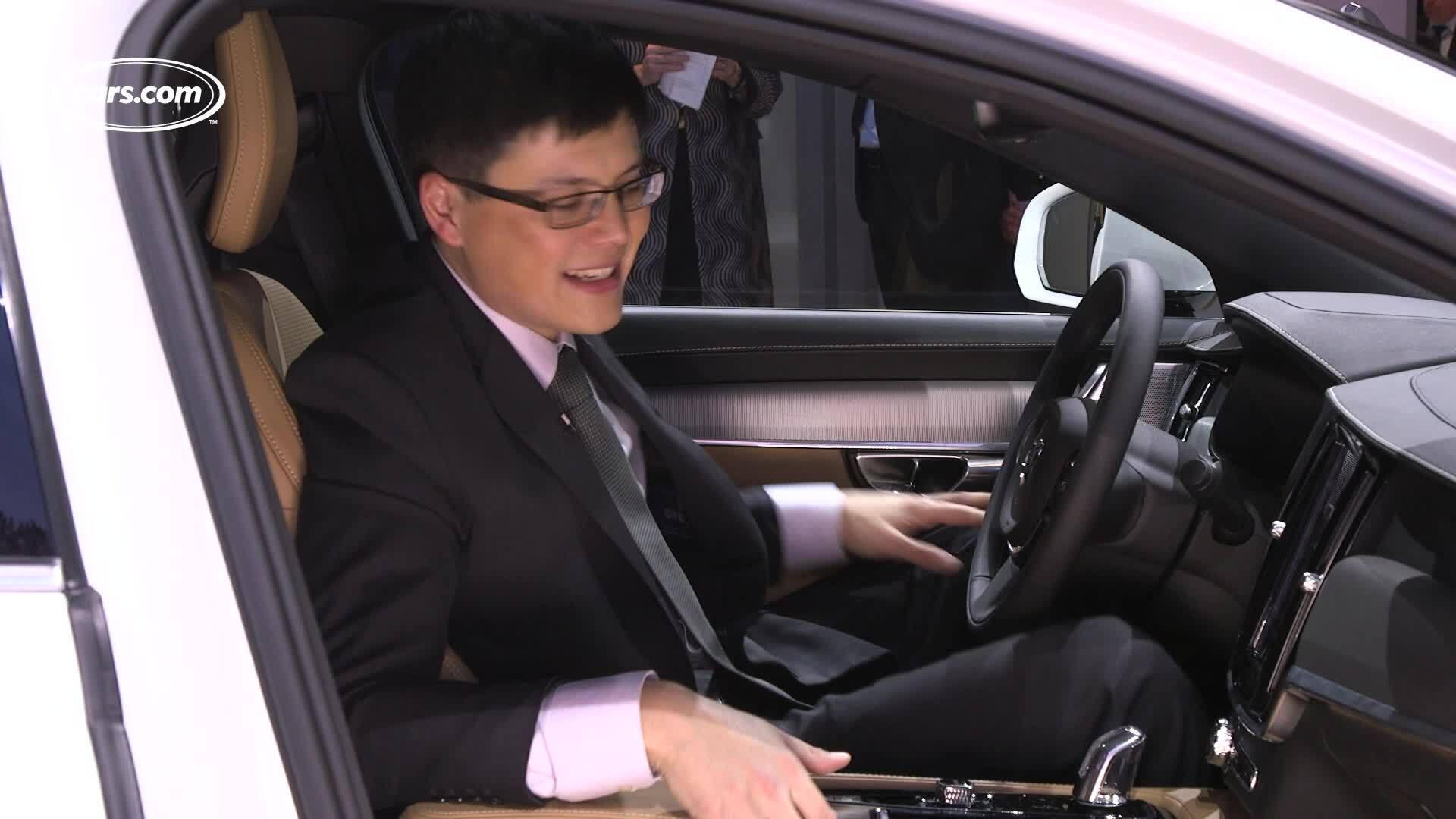 2017 Volvo S90 - First Look