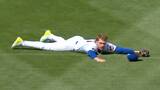 Mets’ Benge lays out for incredible diving grab to rob Athletics’ Clarke