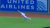 Blue Jays’ Lukes lays out to make insane catch to rob extra base hit 