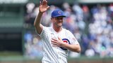 Jets’ Toews throws out first pitch at Cubs game in return to Chicago