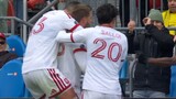 Zimmerman gives Toronto FC late lead with spectacular header goal
