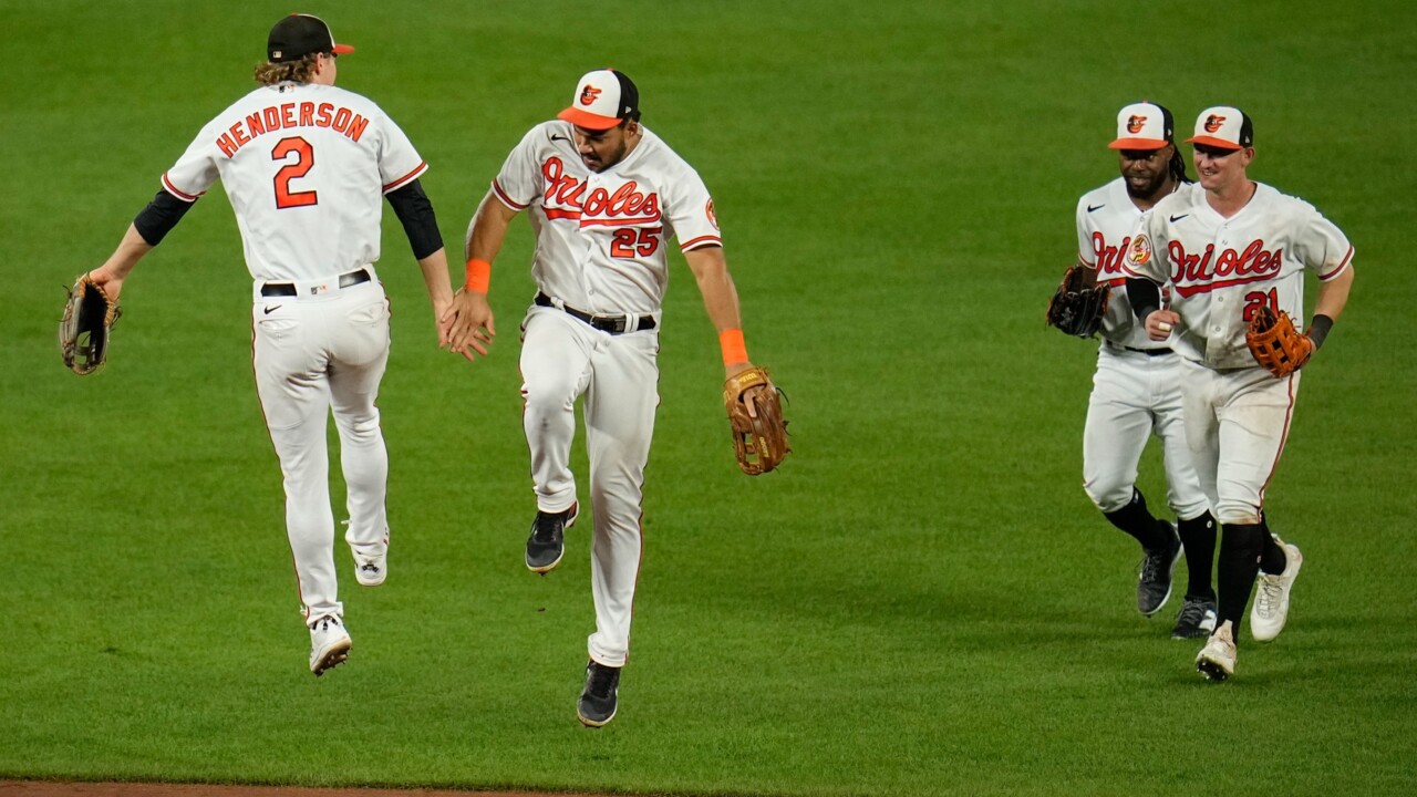 MLB: Cleveland Guardians edge Toronto Blue Jays 1-0