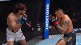 Barbosa downs Kuse with a left hook for efficient first-round knockout