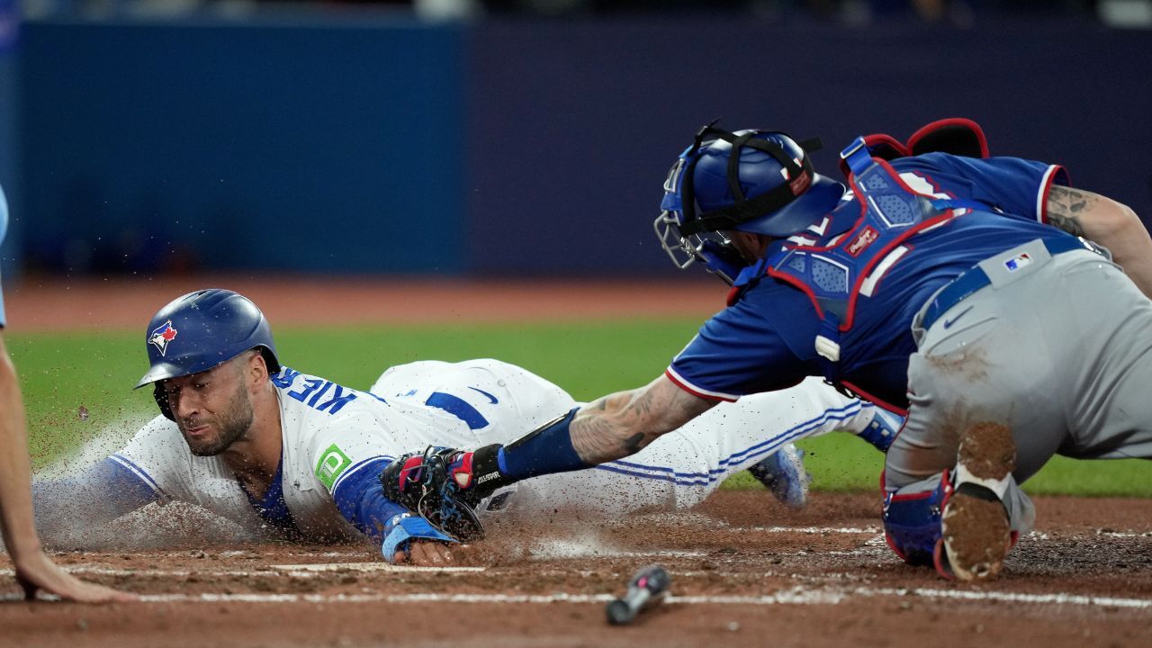 Rangers rally past Blue Jays to win series, handing Toronto 6th loss in 9  games