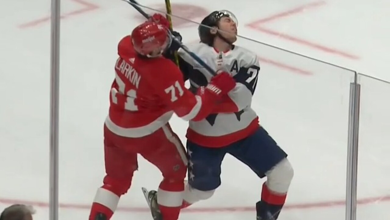 Red Wings' Larkin knocked unconscious after cross-check from behind, Sports