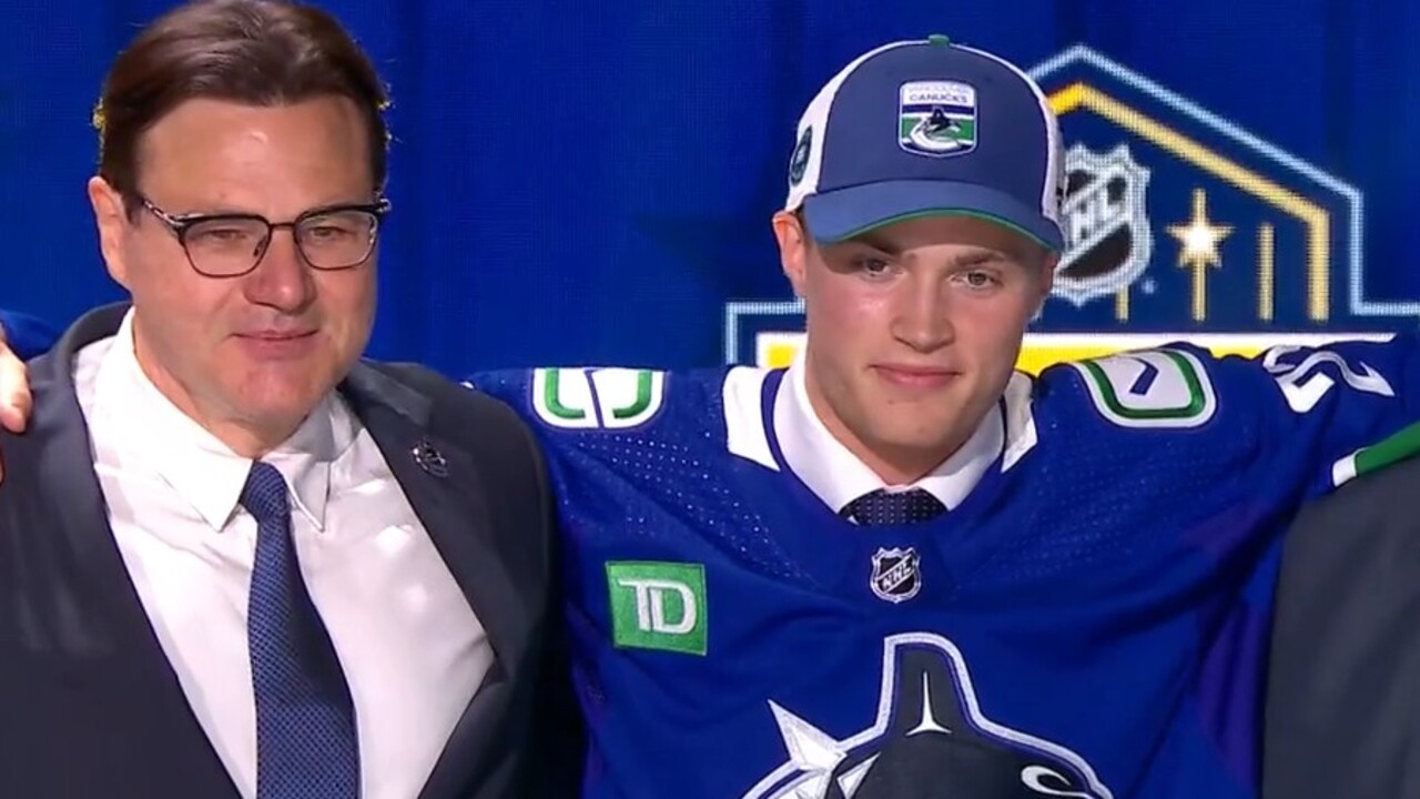 Vancouver Canucks draft defenseman Tom Willander No. 11 overall in