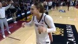 Minnesota’s Battle drills baseline jumper for game winner with 0.8 seconds left