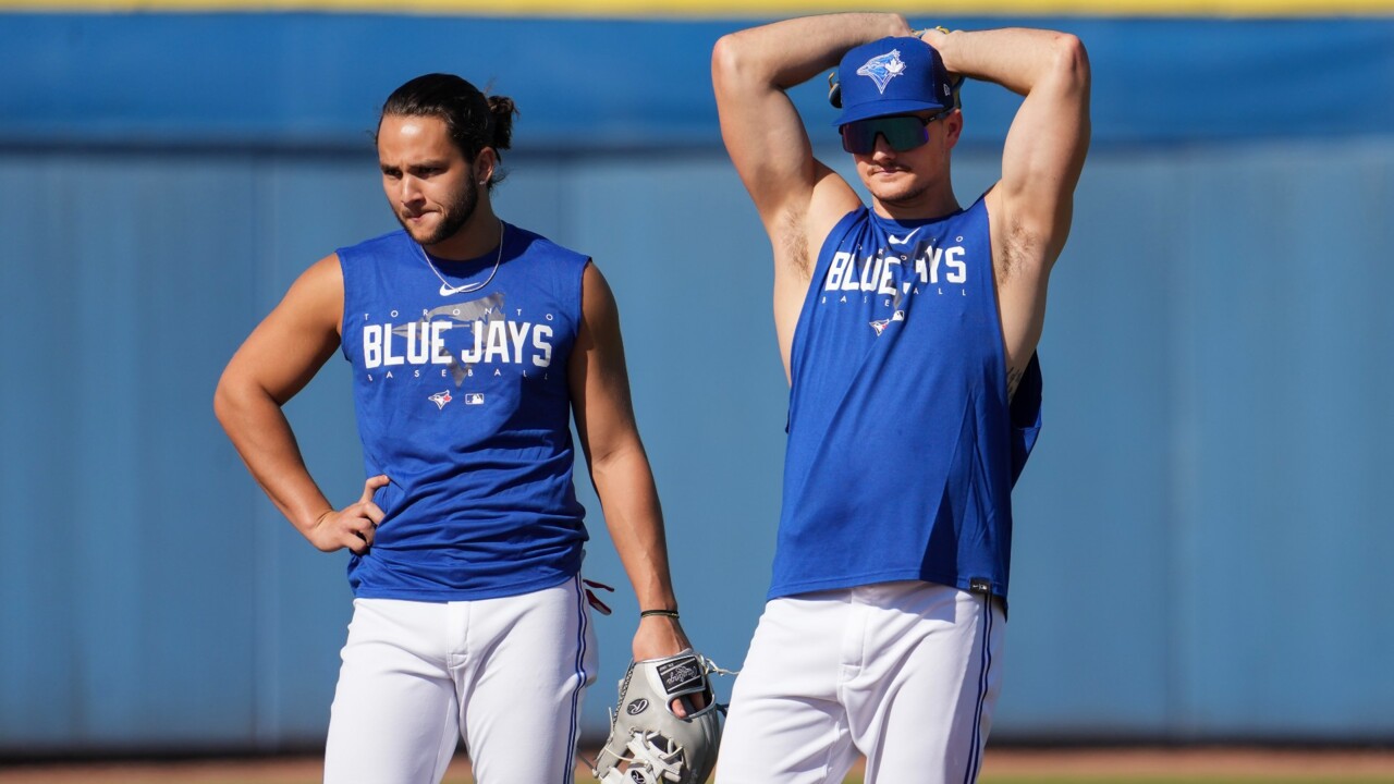 Blue Jays shortstop Bo Bichette returns to IL with quad injury - The  Athletic