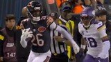 Bears’ Wright jumps route, intercepts McCarthy for 74-yard pick-six