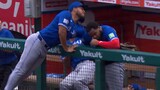Sosa extends into Blue Jays dugout to make great sprawling catch