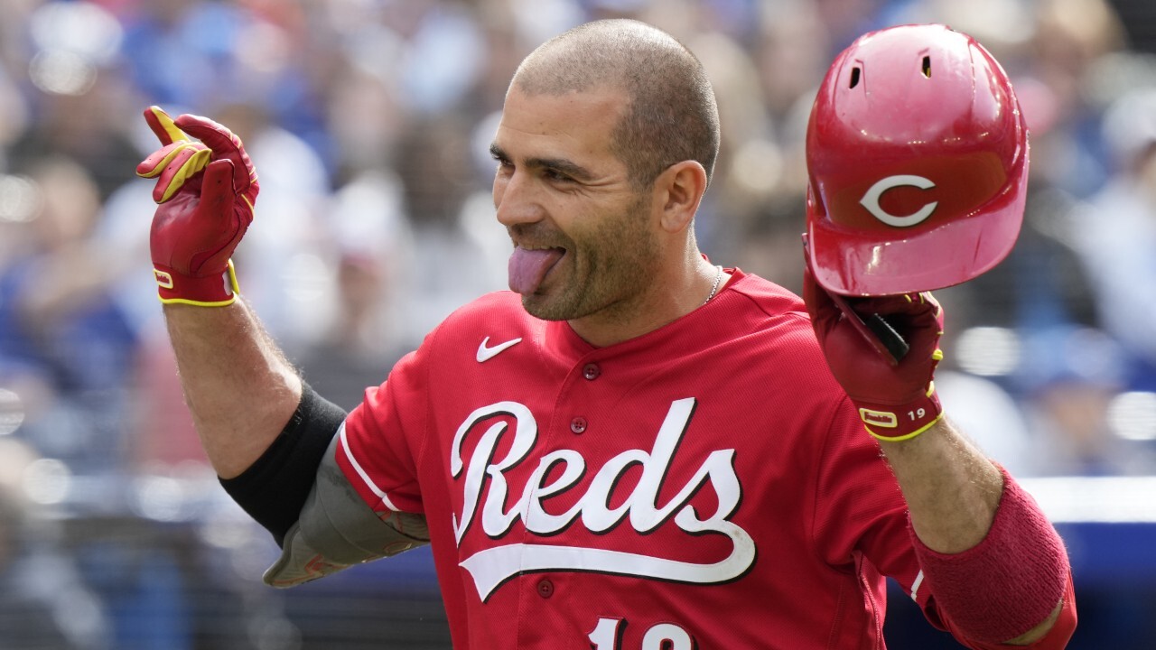 Joey Votto recalls roots, offers tips for kids — Canadian Baseball