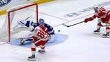 Red Wings’ Kane sets up DeBrincat goal with beauty feed for 1400th point