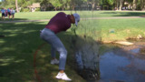Justin Thomas ends up muddy after watery miscue at RBC Heritage