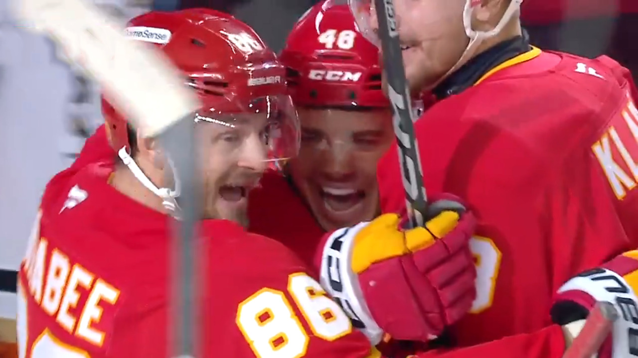 Hunter Brzustewicz giving Flames a glimpse into future - Sportsnet.ca