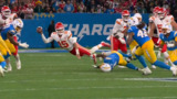 Chiefs’ Mahomes gets out of trouble with slick flick for first down