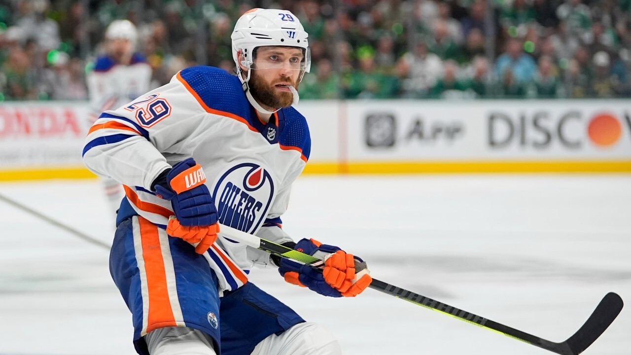 Edmonton Oilers` Leon Draisaitl on the ice.