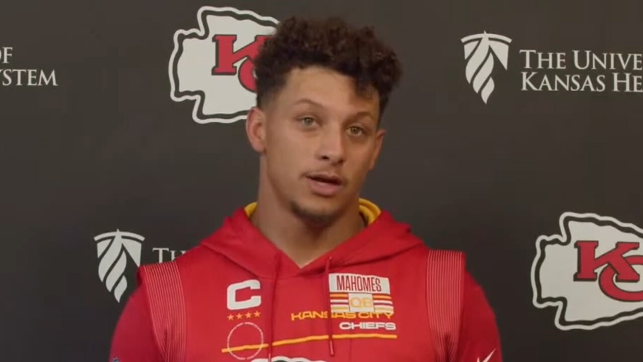 Patrick Mahomes 'surprised' by criticism from Dolphins' Tyreek Hill