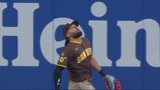 Padres’ Tatis Jr. leaps for incredible grand-slam robbery of Mets’ Lindor