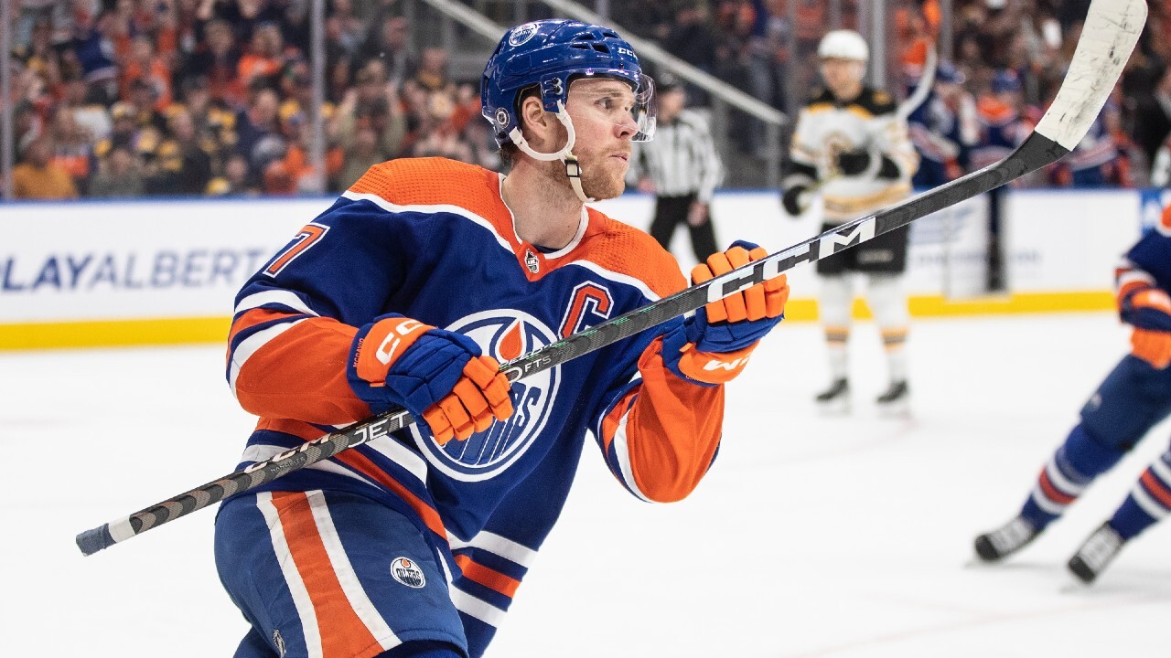 NHL must make the Edmonton Oilers wear their '80s jerseys for the second  round