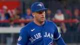Blue Jays’ Straw receives applause after recording pair of outs on mound