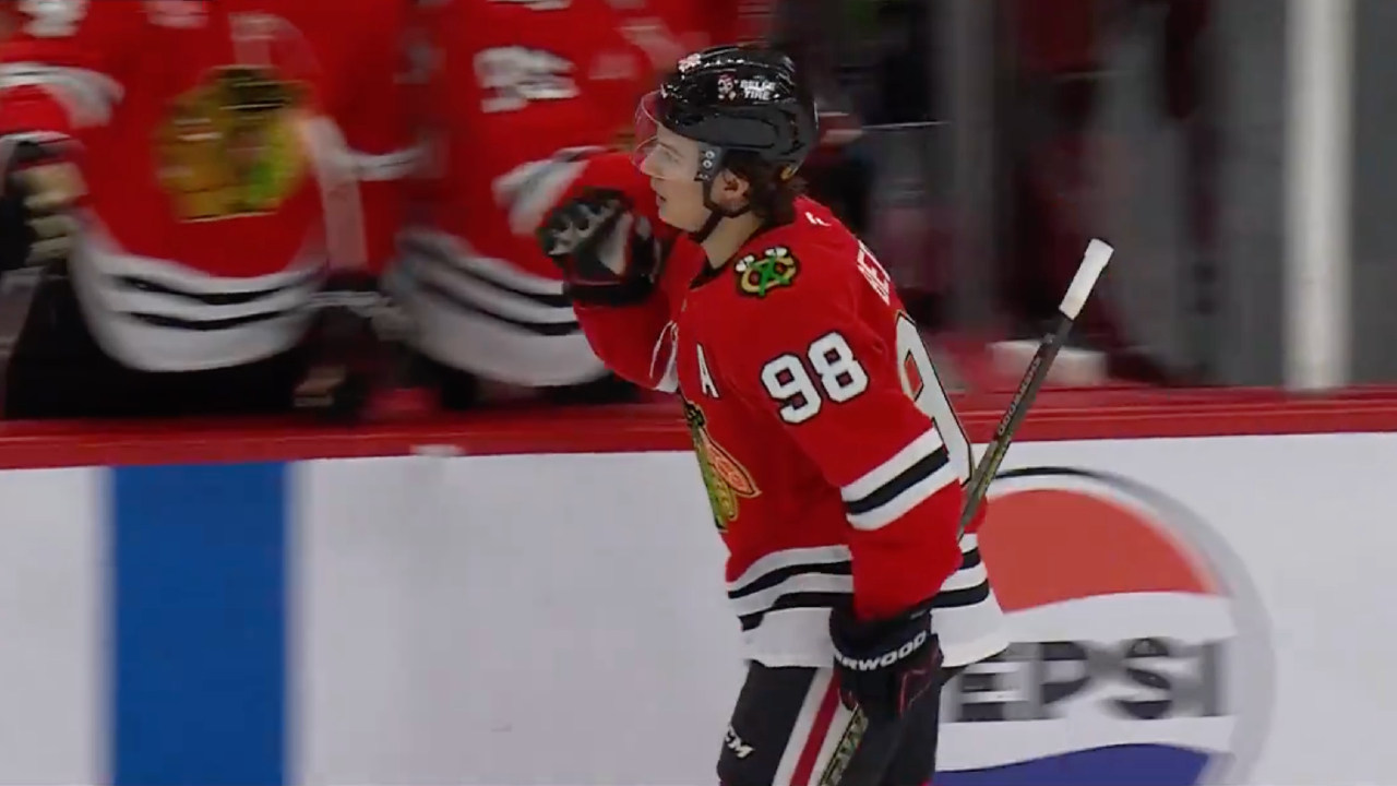 Blackhawks' Bedard taps one home after winning foot race vs. Flames
