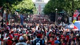 Hurricanes players, fans start storm surge at championship parade