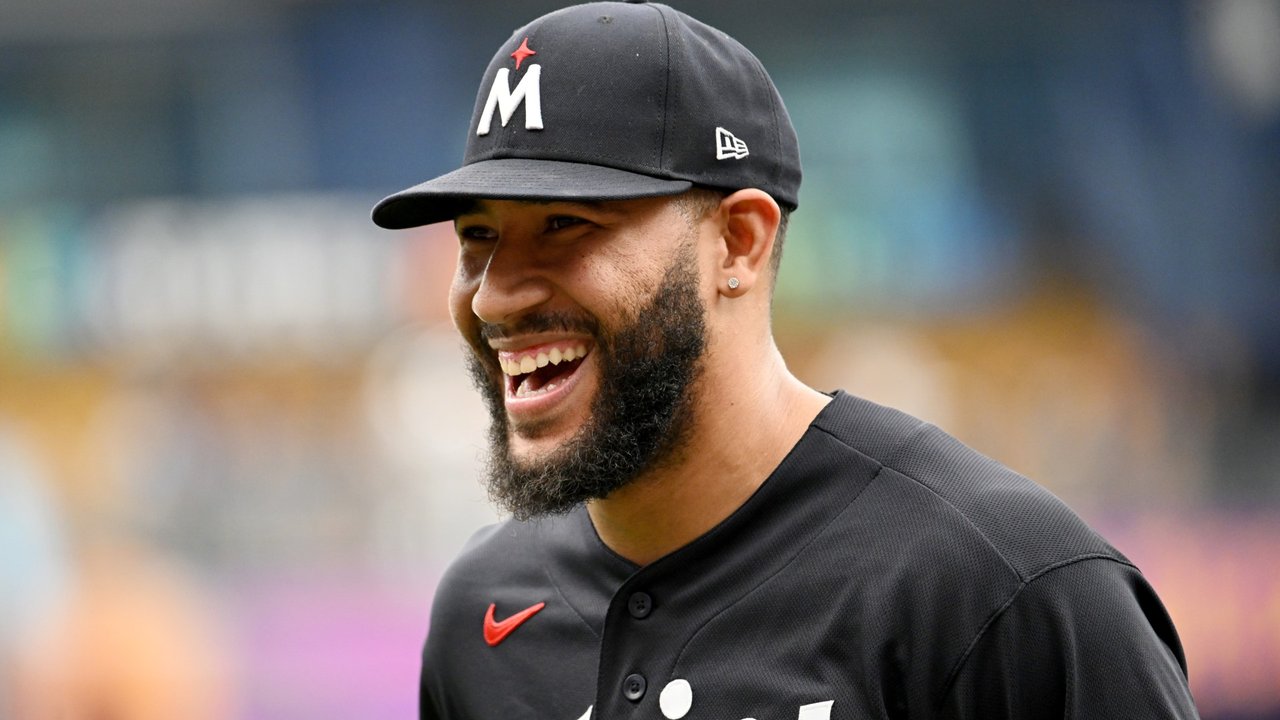 Blue Jays' Schneider hoping 'a few tweaks' can get Woods Richardson right