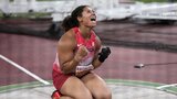 Canadian Camryn Rogers makes hammer throw history, defends her world title