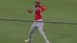 Reds’ De La Cruz shows off cannon arm to rob Hernandez of inside-the-park HR