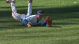 Blue Jays’ Myles Straw makes diving grab to aid Hoffman in the ninth