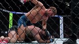 de Ridder secures TKO finish with vicious ground-and-pound