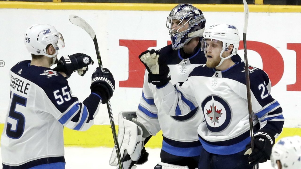 Mark Scheifele, Connor Hellebuyck training camp comments will intrigue Jets  fans