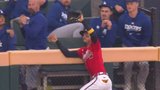 Braves’ Dubon makes spectacular catch to rob Freeman of a home run
