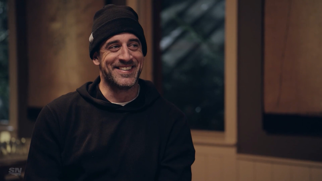 Lil Wayne Talks Tom Brady vs. Aaron Rodgers & More [Video]