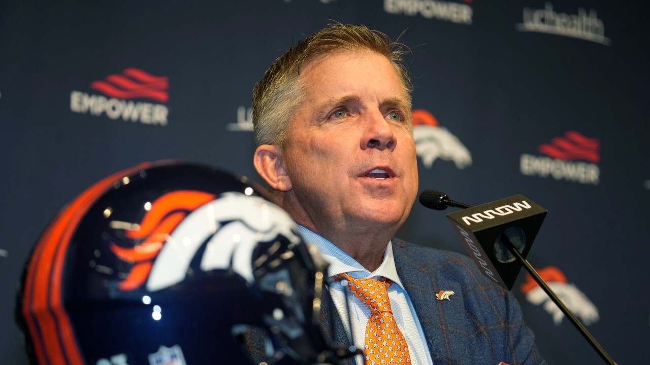 Hackett says Broncos coach Payton broke NFL code with attack on