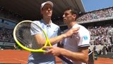Cerundolo pulls off monster upset, eliminates No. 1 Sinner at Roland Garros