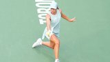 Swiatek finishes convincing win over Shnaider to reach NBO semifinals