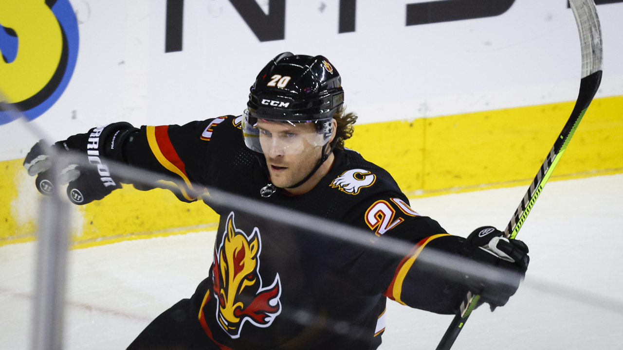Rasmus Andersson making a point on the Calgary Flames first power