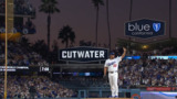 Kershaw receives ovation from crowd, teammates at Dodger Stadium